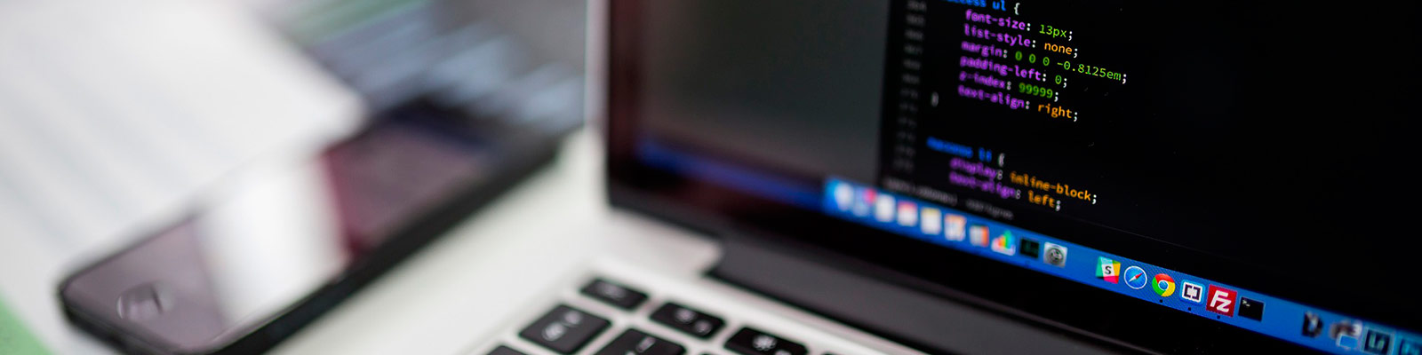 Contacta con Inisoft, empresa desarrolladora del software SEGUIMED3 para laboratorios farmaceuticos.